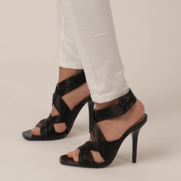 Zara Back Heels - Picture 3 of 3